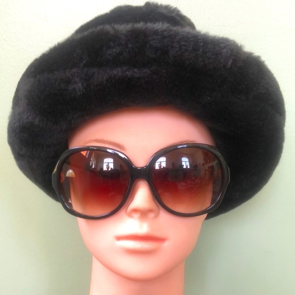 Chanel Collection Perle Sunglasses main image 4